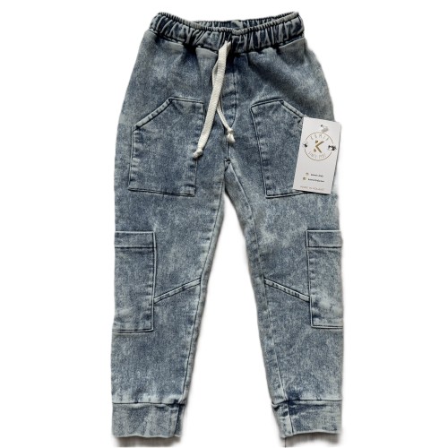 spodnie_dekatyzowane_jeans_kieszenie_z_boku_kamir_kids_polski_produkt.jpeg
