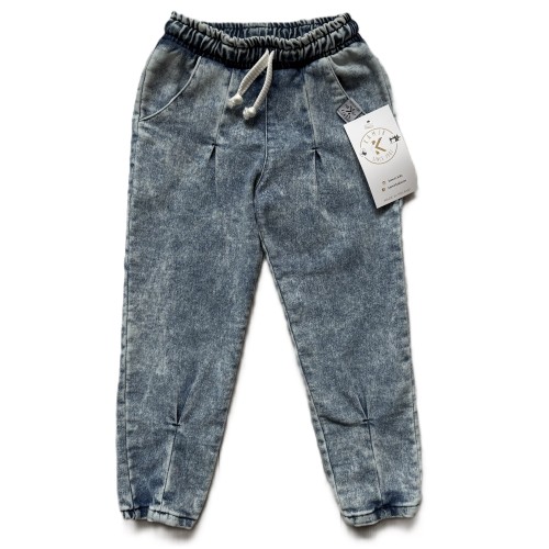 spodnie_jeansowe_dziewczęce_mom_fit_niebieskie_kamir_kids.jpeg