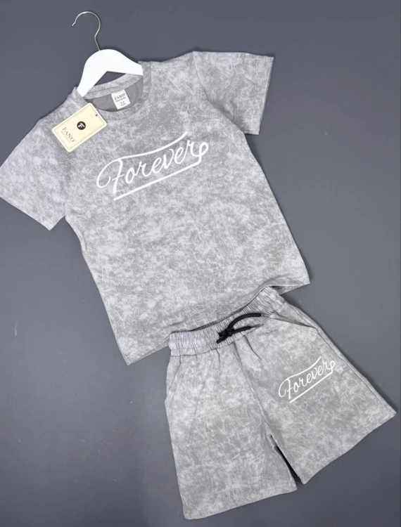 komplet_dekatyzowany_chlopiec_tshirt_spodenki_szary.jpeg